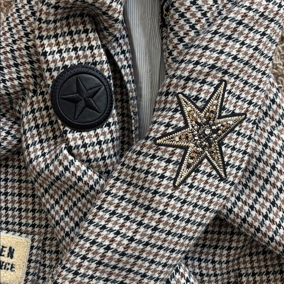 Lucky Patches Blazer in Houndstooth
Central Park West - Picture 11 of 15